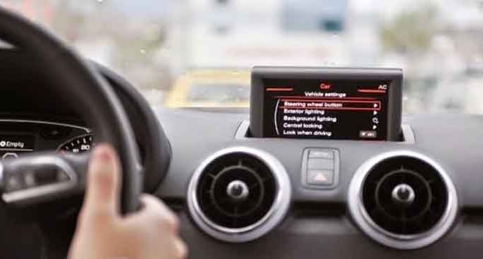 ¿Sustituirá el carro conectado a su teléfono inteligente?