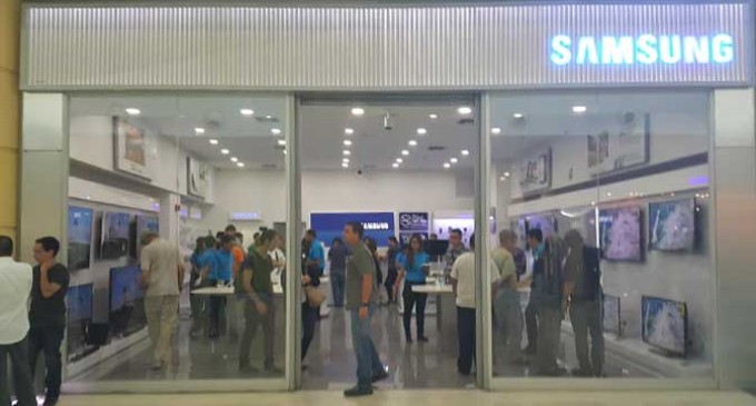 CLX Samsung inaugura nueva tienda de experiencia en Venezuela