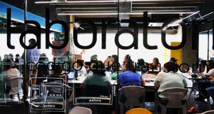 PayPal y Laboratoria capacitan más de 100 mujeres en tecnología