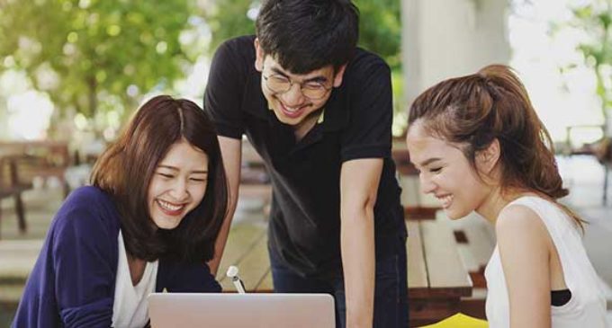 Millennials cambian la manera de comprar