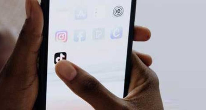 Broma en TikTok es un fraude real, alerta Kaspersky